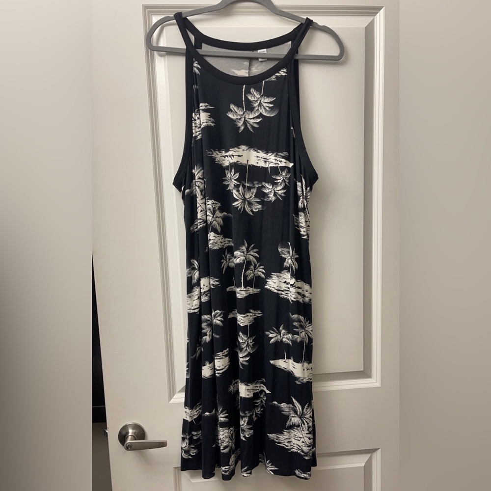 Old Navy Swing Dress. LIKE NEW!
